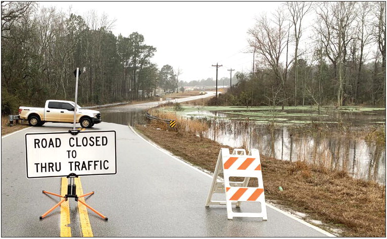 Flooding Closes Area Roads