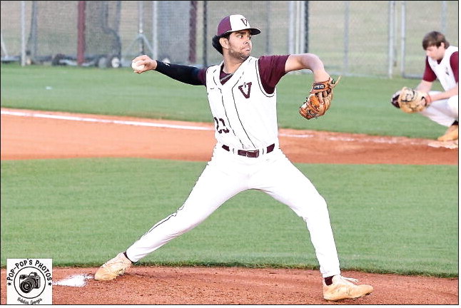 Indians Split With Bleckley