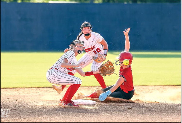 TCHS Softball Has Solid Week