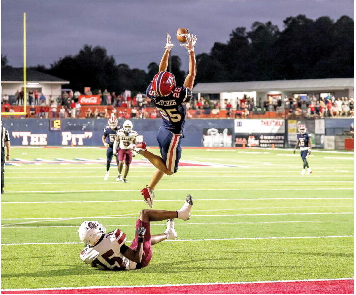 Toombs Dominates Dougherty