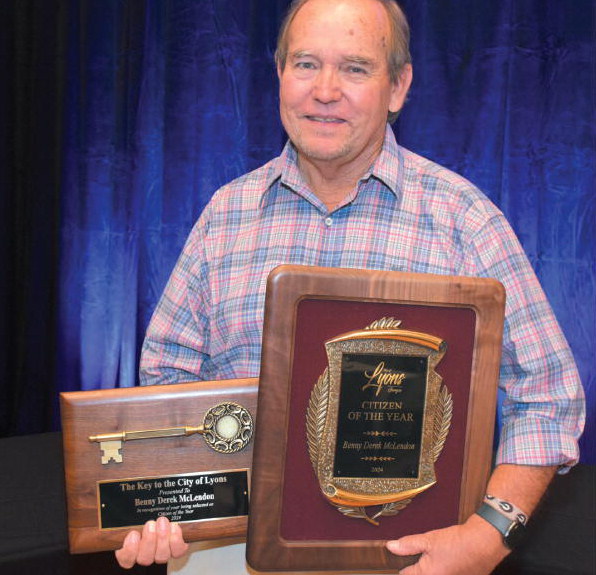 McLendon Honored As  Lyons Citizen of the Year