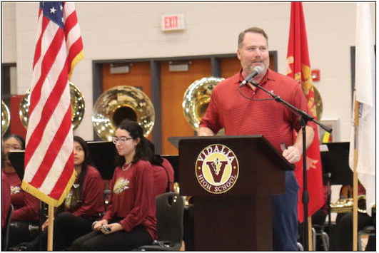 Veterans Encourage Students  to Serve, Protect Rights