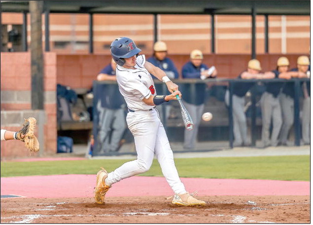 Toombs Takes 2 From Tattnall